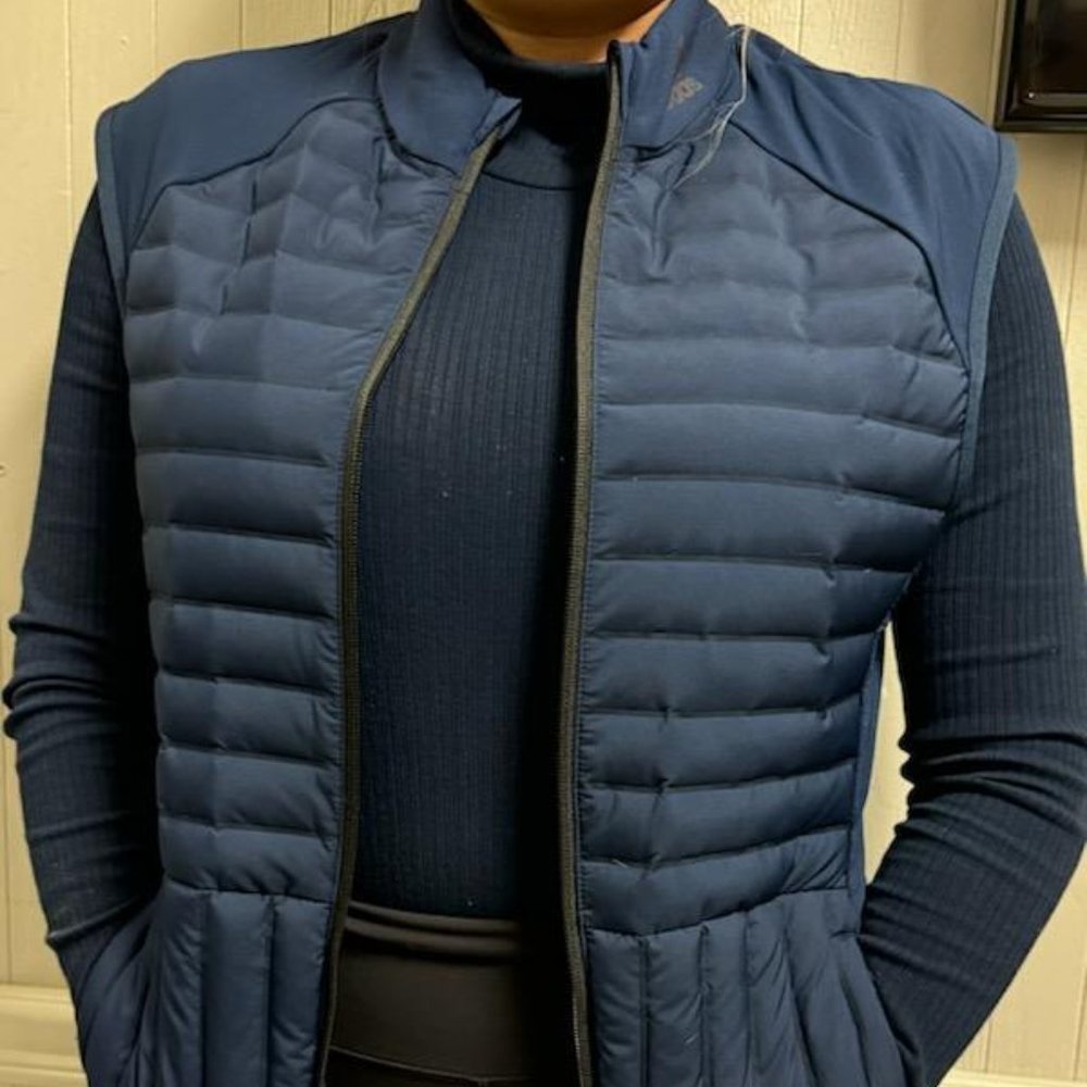 Adidas Navy blue size Small vests